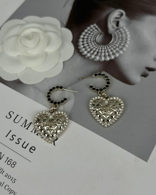Chanel new style love plaid diamond small earrings black diamond earrings - Image 2