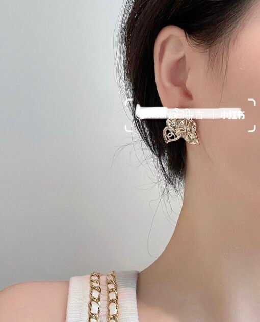 Chanel new style camellia flowers leaves hollow glossy earrings - Image 2