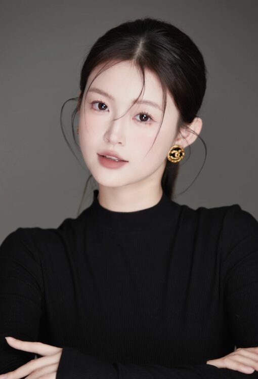 Xiaoxiang, hot retro, medieval style lava earrings
Real gold electroplating, brass material, long-lasting color - Image 8