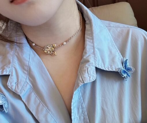 Chanel new golden glossy flower necklace - Image 3