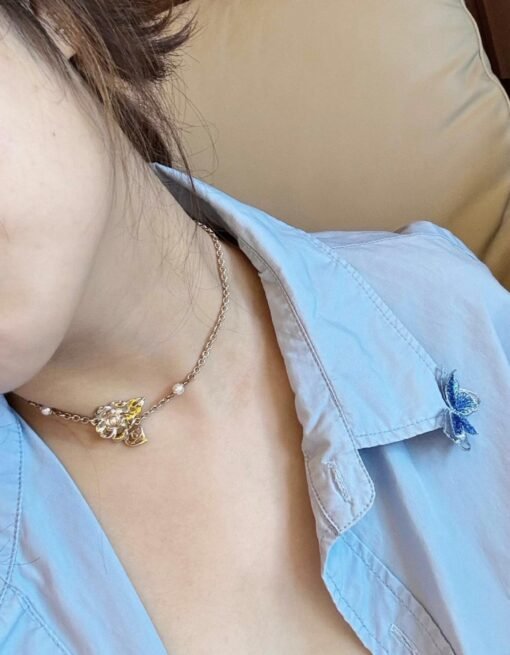 Chanel new golden glossy flower necklace - Image 7