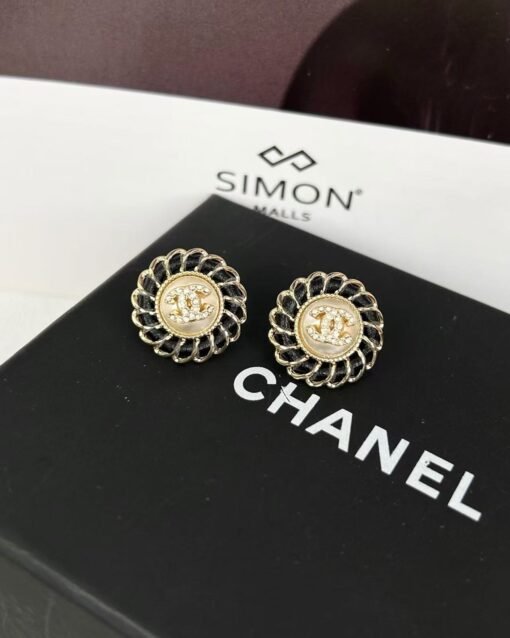 Chanel new style black leather rhinestone round earrings - Image 7