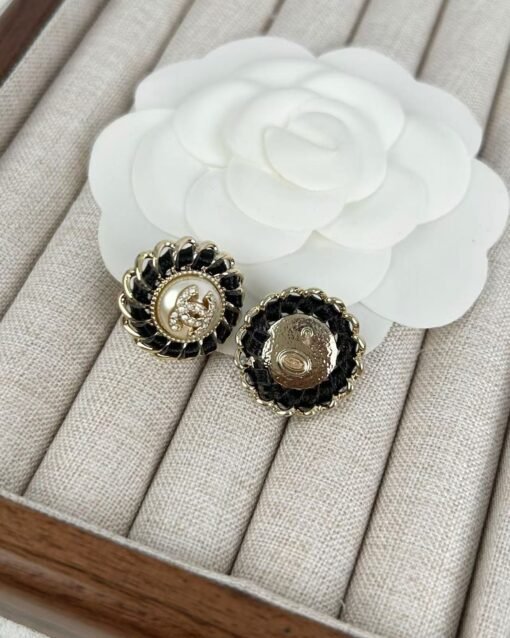 Chanel new style black leather rhinestone round earrings - Image 10