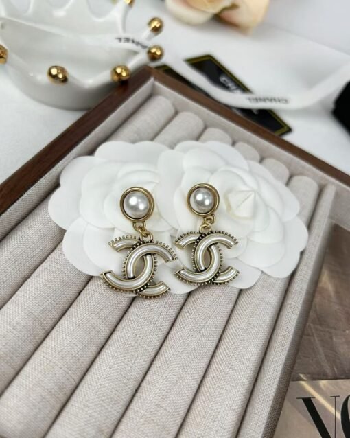 Chanel new style double c resin ancient gold high-end earrings - Image 7