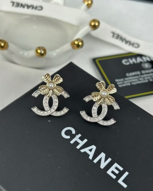 Chanel New product, golden four-leaf clover, silver double c, full diamond earrings