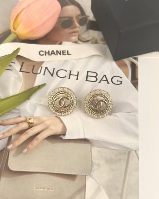 Chanel new round hollow diamond glossy double C inlaid diamond earrings - Image 4