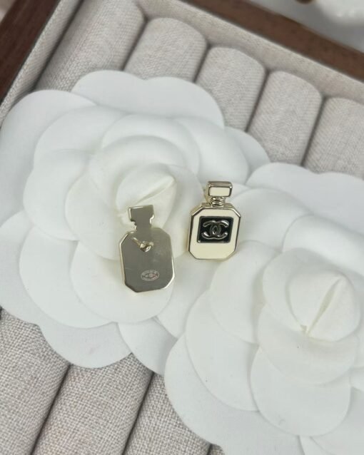 Chanel new style perfume bottle high-end versatile small earrings - Image 10