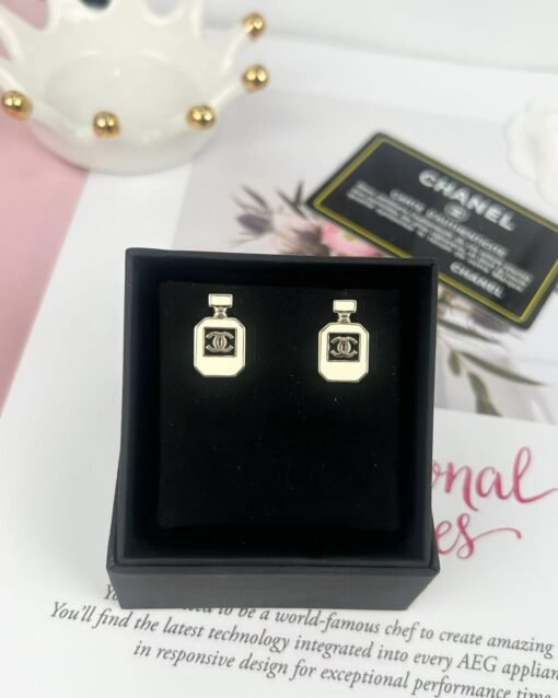 Chanel new style perfume bottle high-end versatile small earrings - Image 2