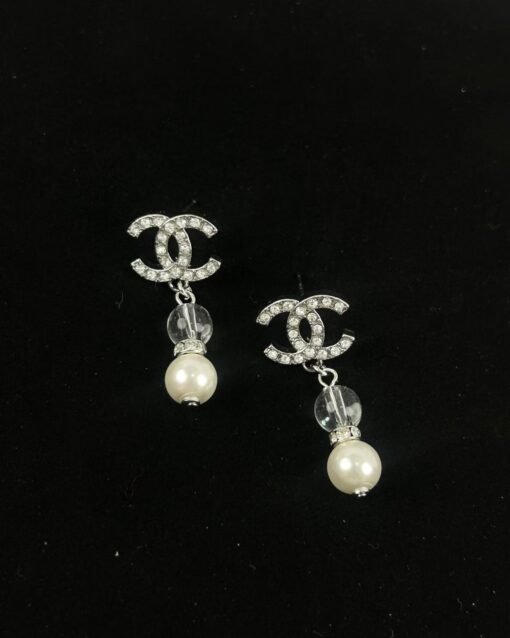 Chanel new style silver double c full diamond transparent pearl pendant earrings - 图片 4