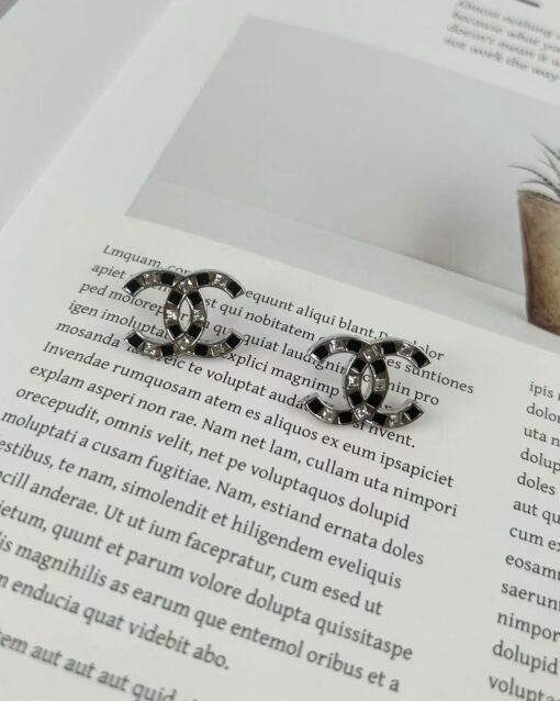 Chanel new style black oil-drop square diamond classic earrings
Gold Silver (two colors available) - Image 6