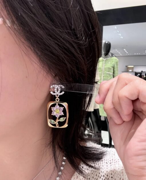 Chanel new rectangular frame encircles flowers colorful rhinestone hollow pendant earrings - Image 2
