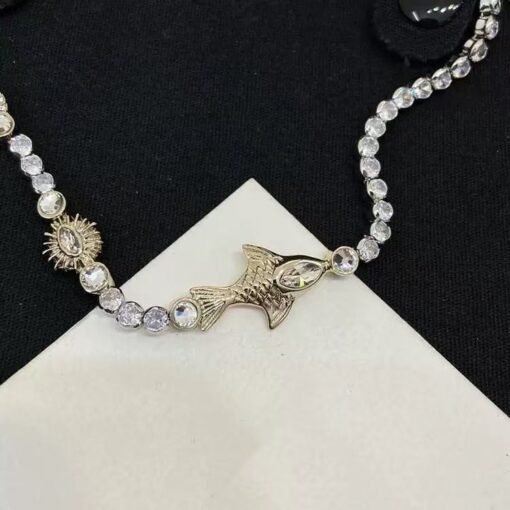 Chanel new gold and silver color-blocking shell pearl four-leaf clover small fish rhinestone double c necklace - Image 6