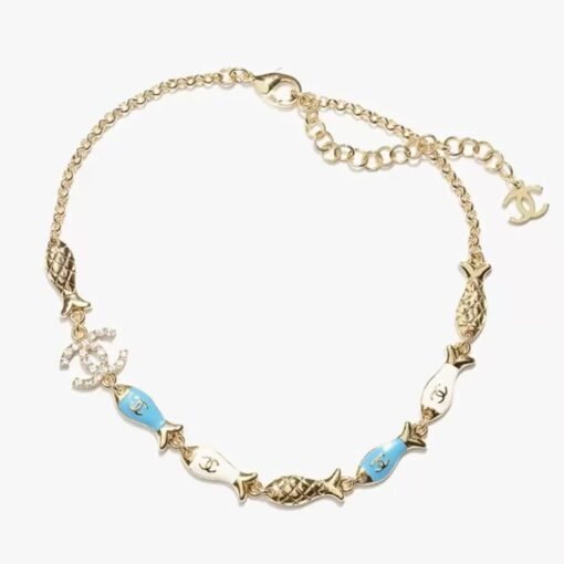 Chanel 25 early spring new style Ocean series High-end light gold rhinestones Small fish shape Necklace
