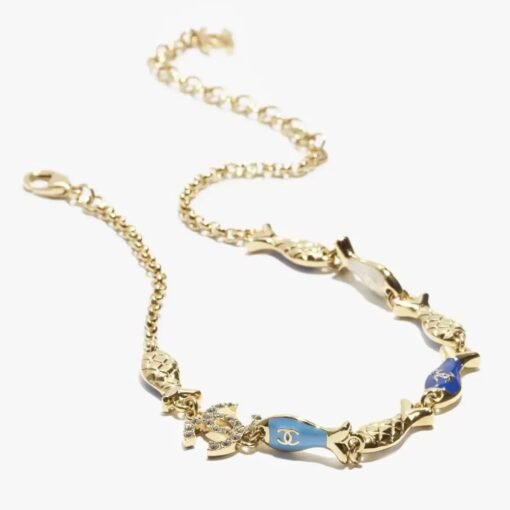 Chanel 25 early spring new style Ocean series High-end light gold rhinestones Small fish shape Necklace - Image 6