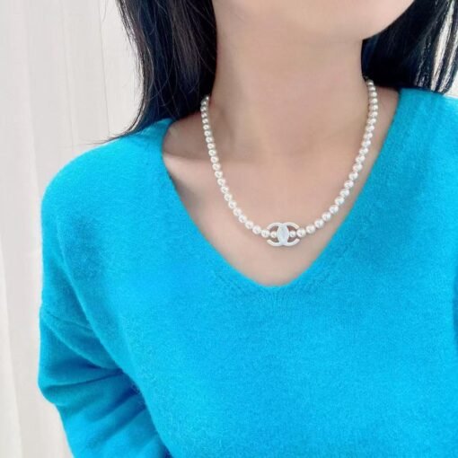 Chanel new niche style white pearl fashion high-end adjustable clavicle chain necklace - Image 4