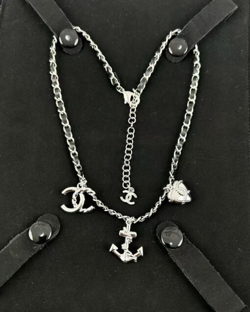 Chanel new 25C early spring wear kayak anchor love double c pendant
necklace - Image 2