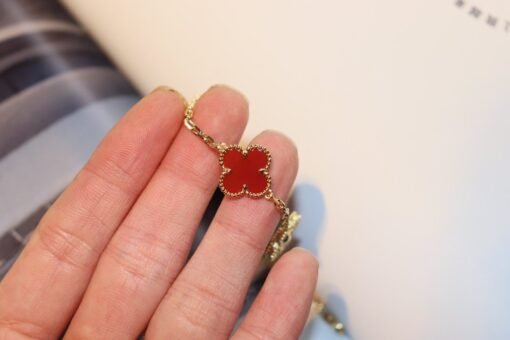 VCA limited edition five-flower bracelet - Image 5