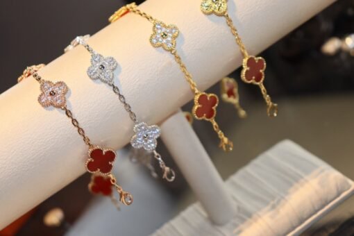VCA limited edition five-flower bracelet - Image 4