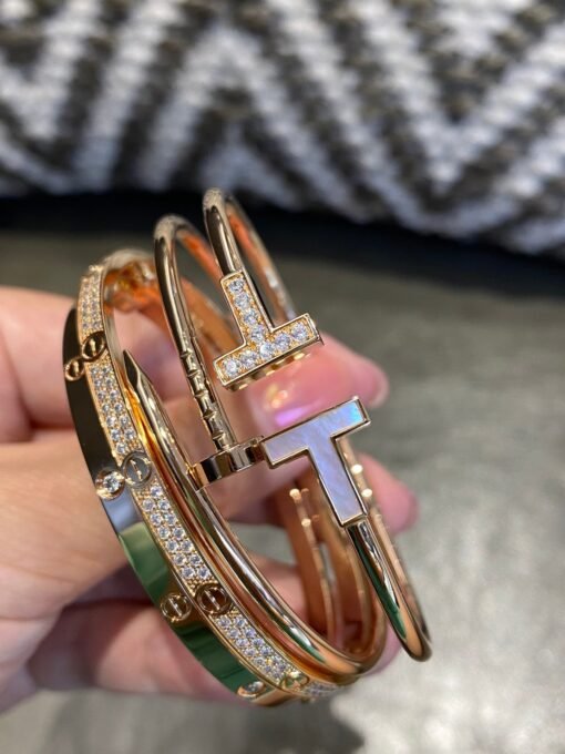 Cartier Classical  Love Bracelet In Rose Gold