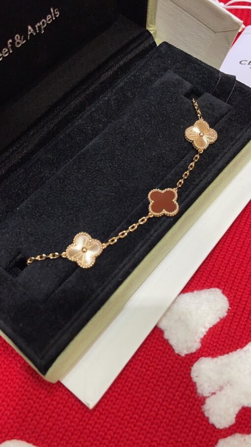 VCA four-leaf clover five-flower bracelet - Image 6