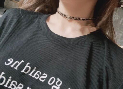 3Chanel  double-row leather choker necklace】
·Double rows of lambskins are worn with a slight curve, with a full marking
·Crystal diamond inlay cc
·Hand-polished chains, with multiple sections of glitter

Very recommended, the upper body effect is excellent. Vintage's strong retro style seems to be particularly modern and fashionable. It is worth collecting. It is available in stock in seconds. - Image 6
