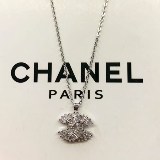 CHANEL Necklace - Image 6