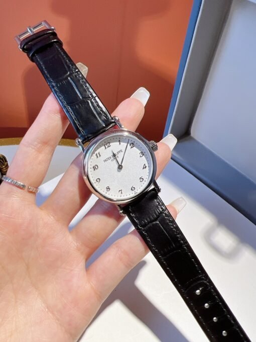 New Patek Philippe Classic Series Women's Model 7200R-001 - Image 2