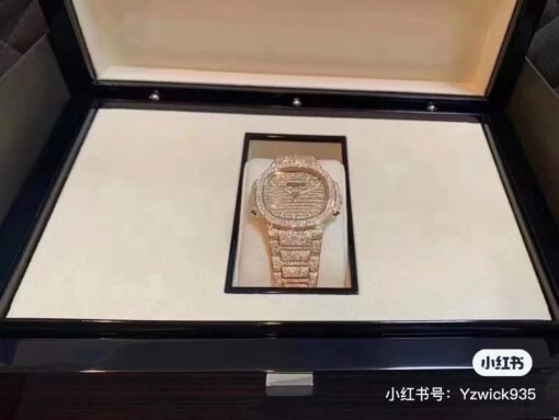 Patek Philippe 7118 Ladies Nautilus Limited Edition with full diamonds - Image 7