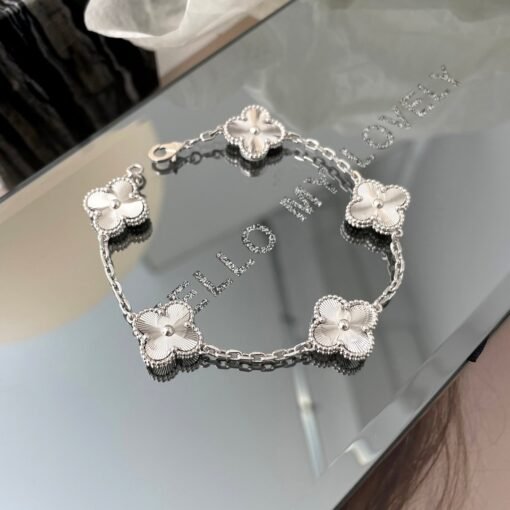 VCA carved laser five-flower bracelet, - 图片 6