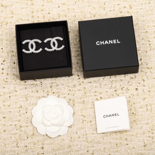 chanel23p large double C rhinestone earrings