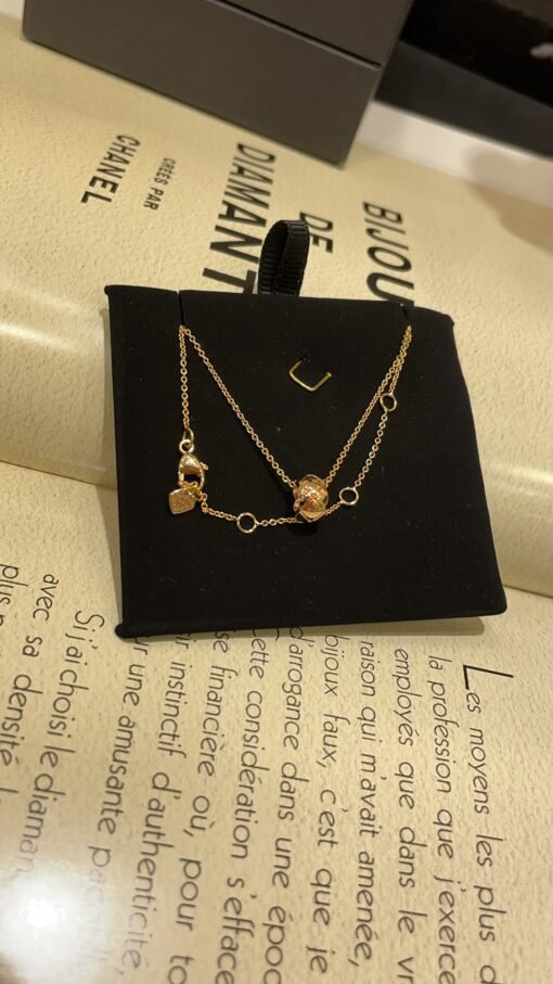 gh-end jewelry series
New rose gold coco crush diamond pattern round gold bean necklace - Image 6