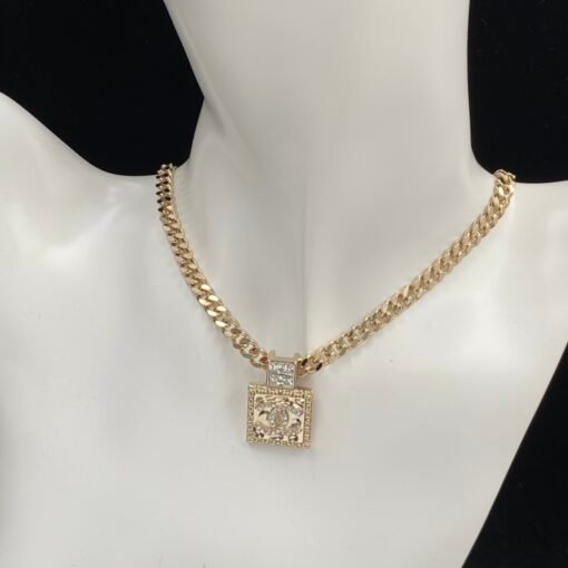 Chanel new necklace - Image 5