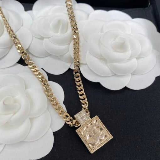 Chanel new necklace - Image 3