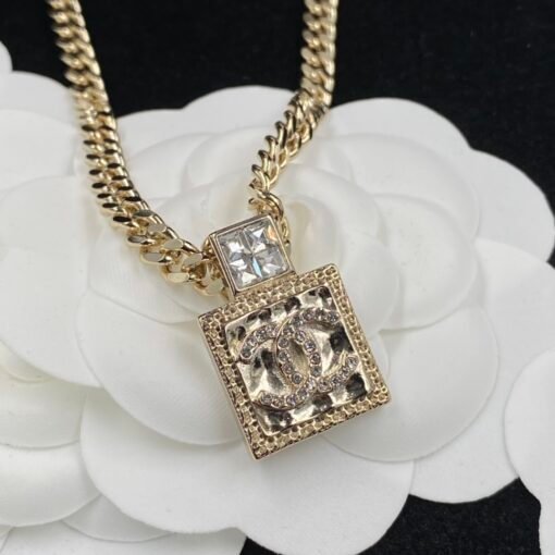 Chanel new necklace - Image 6