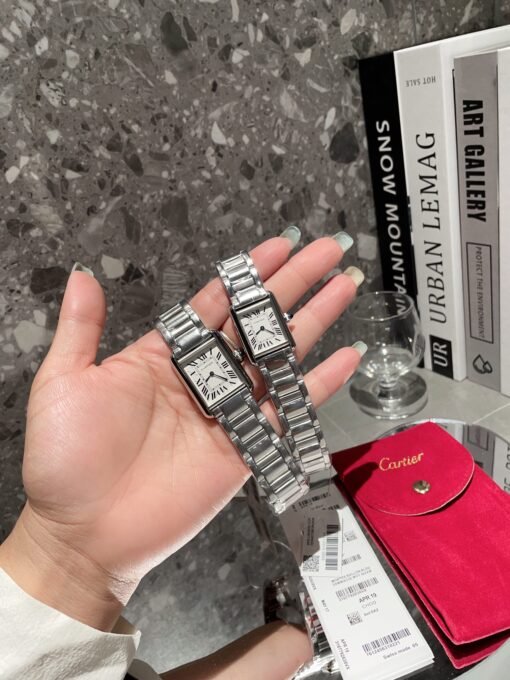 Steel belt 400
Factory Cartier | TankMust watch