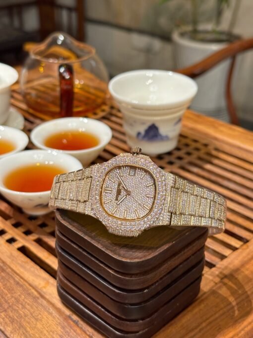 Patek Philippe Nautilus Starry Sky Edition with Big Diamond Beze - Image 2