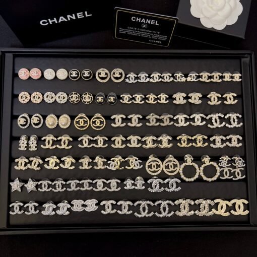Chanel earrings collection - Image 4