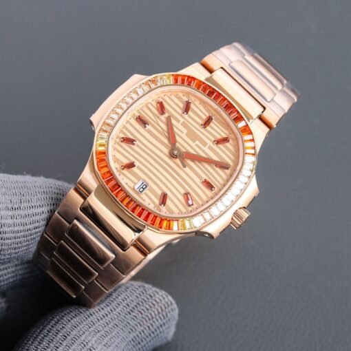 GR Patek Philippe 7014 Ladies Nautilus Platinum - Image 2