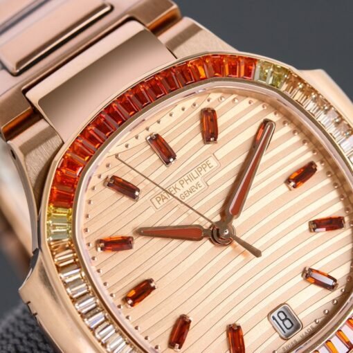 GR Patek Philippe 7014 Ladies Nautilus Platinum - Image 4