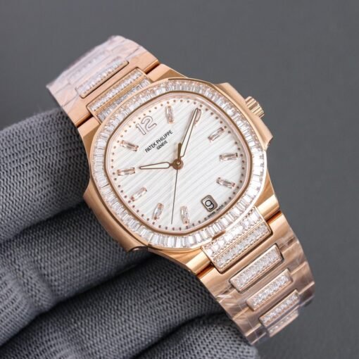 GR Patek Philippe 7014 Ladies Nautilus Platinum - Image 2