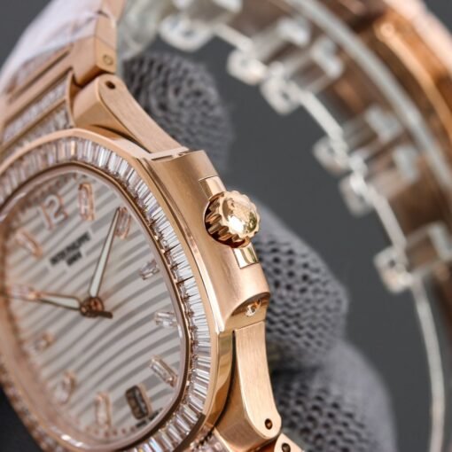 GR Patek Philippe 7014 Ladies Nautilus Platinum - Image 7