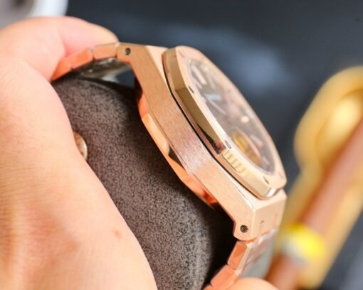 Factory.2023 Audemars Piguet Royal Oak series, - Image 5