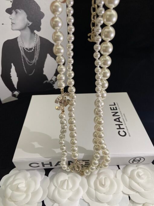 25 Gold
@New full-diamond pearl necklace~Sweater chain Full-diamond cc
Aristocratic temperament at dinner - Image 2