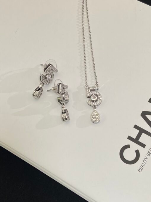Necklaces earrings
@Chanel' series necklace earrings set - Image 5
