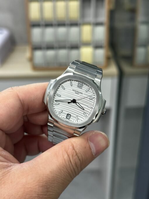 Patek Philippe Nautilus 7118 White Dial - 图片 3