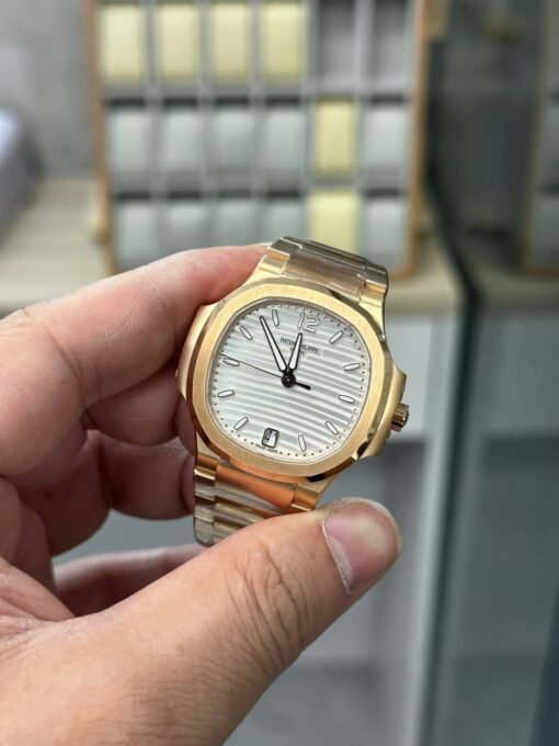 Patek Philippe Nautilus 7118 White Dial - 图片 3