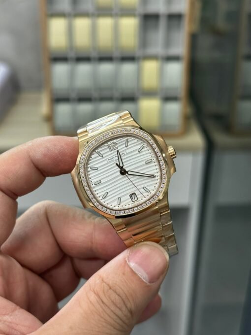 Patek Philippe Nautilus 7118 White Dial - 图片 2