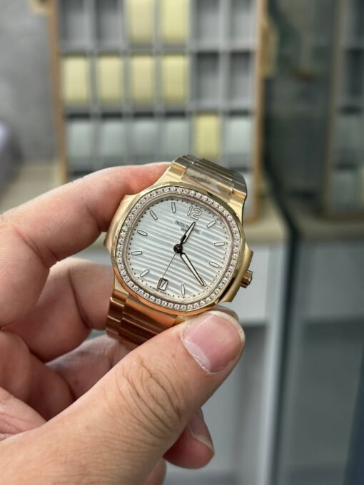 Patek Philippe Nautilus 7118 White Dial - 图片 3