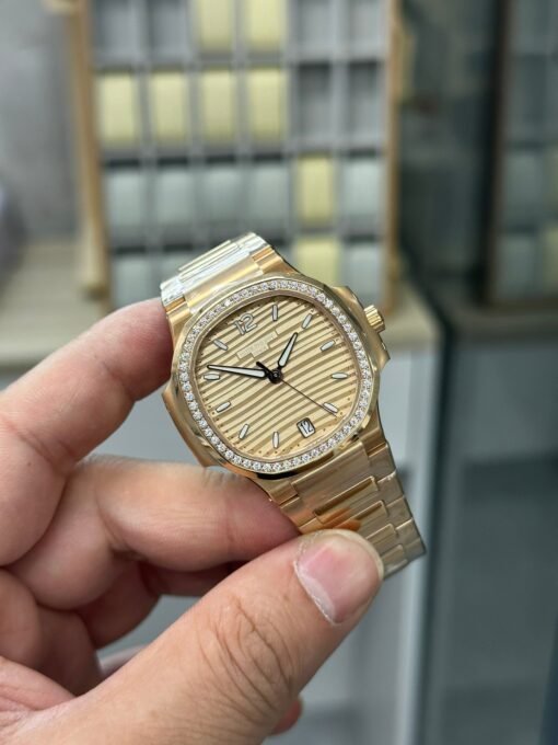 Patek Philippe Nautilus 7118 White Dial - 图片 2