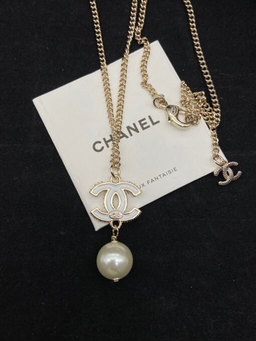 Necklace  Earrings Stud Earrings
@Chanel cc square diamond set
Classic square diamond combination, beautiful and high-end - Image 8